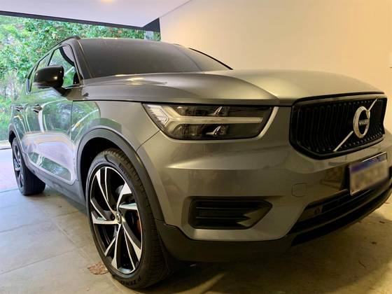 VOLVO XC40 2.0 T4 GASOLINA GEARTRONIC VOLVO XC40 2.0 T4 GASOLINA GEARTRONIC